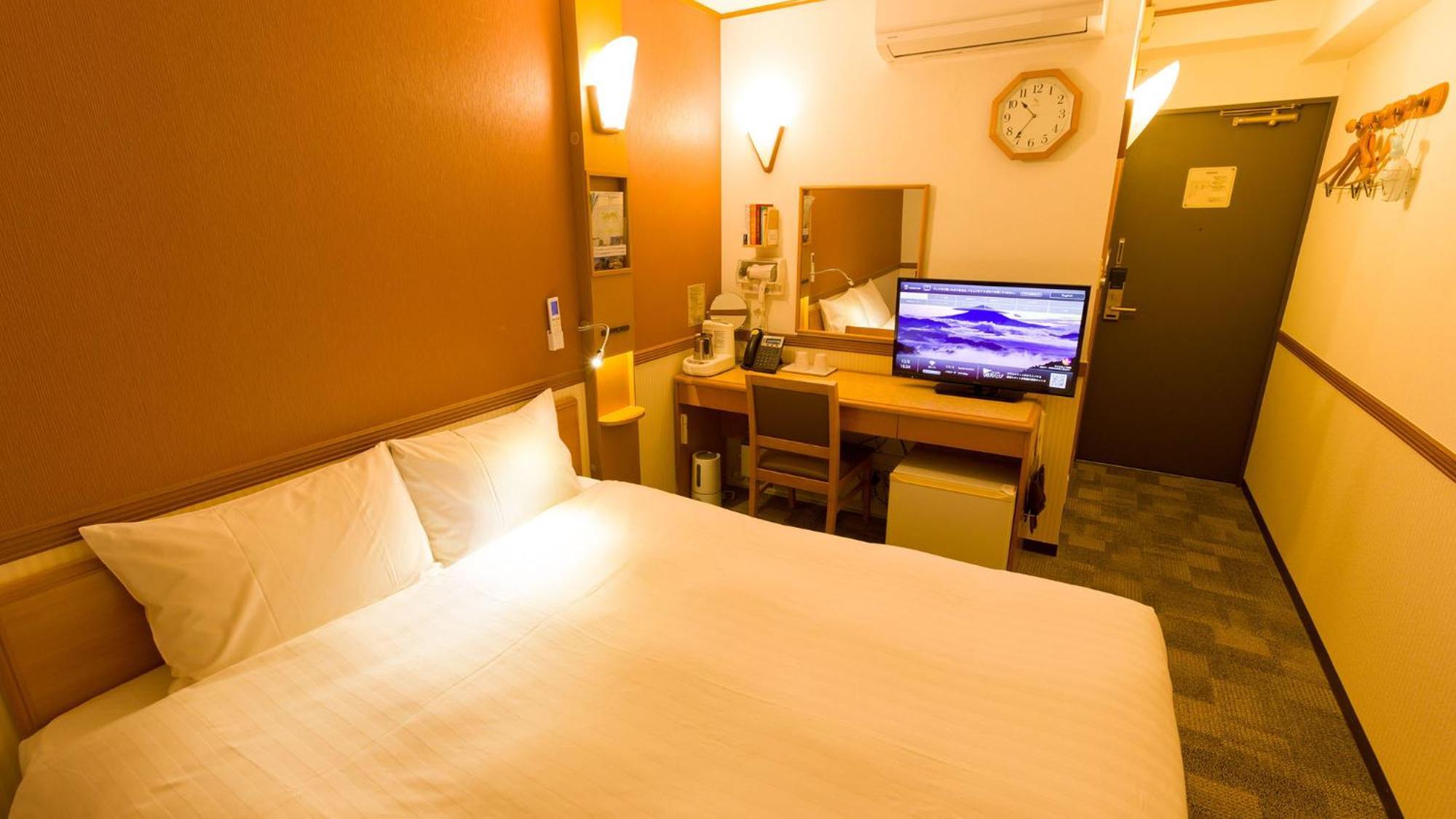 Toyoko Inn Toyohashi Eki Higashi Guchi Pokoj fotografie