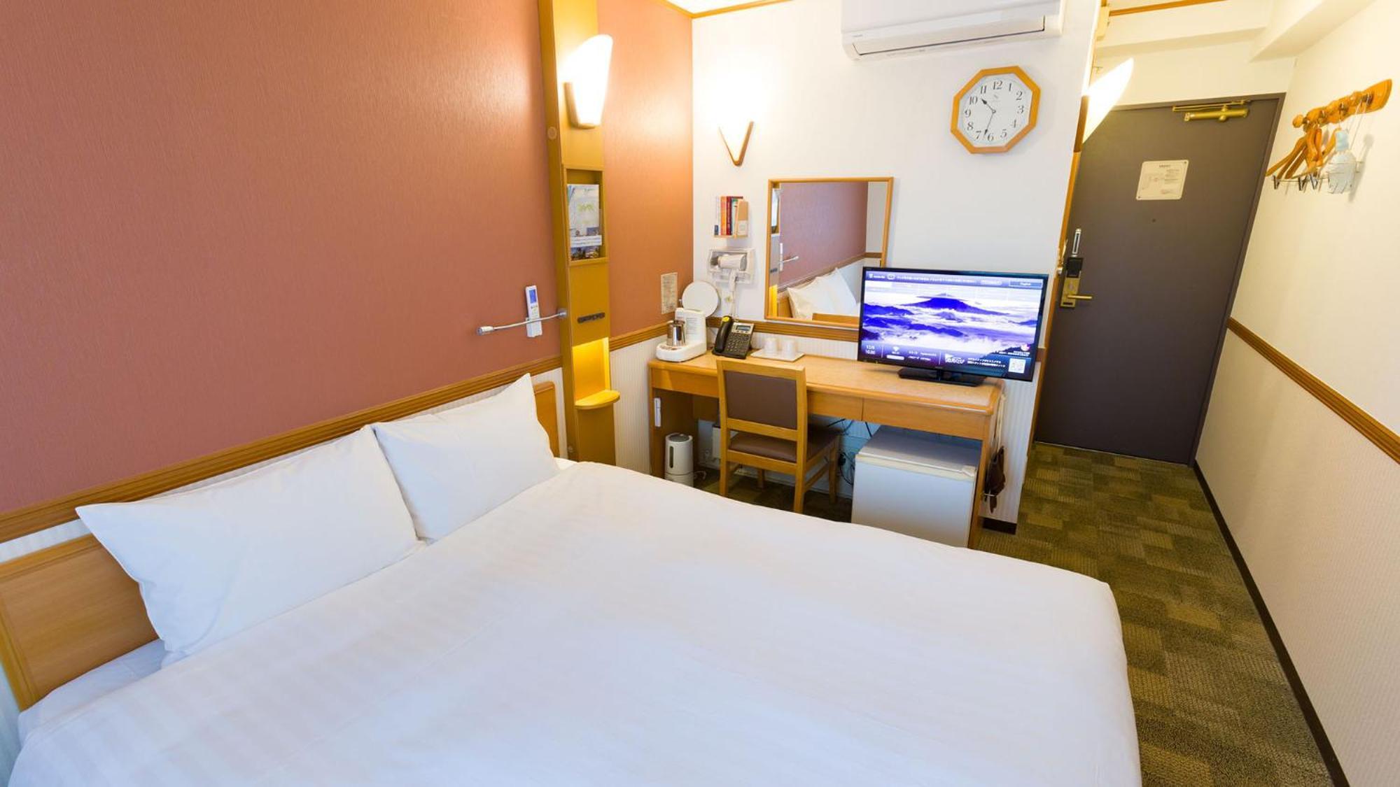 Toyoko Inn Toyohashi Eki Higashi Guchi Pokoj fotografie